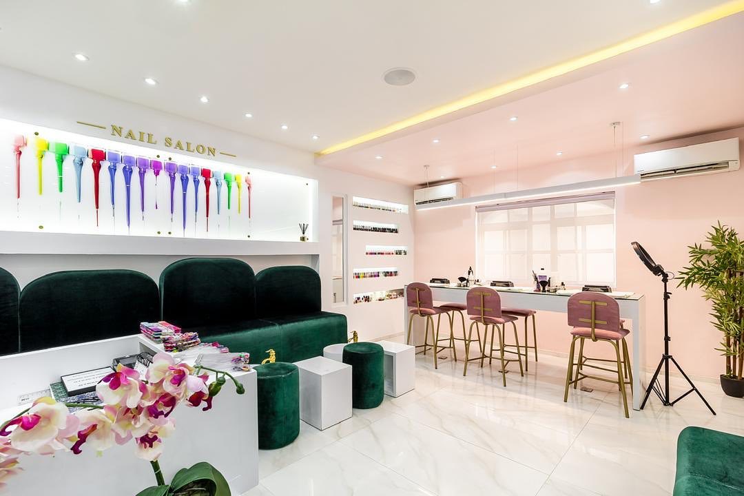 Nail Salon Interior Design 4