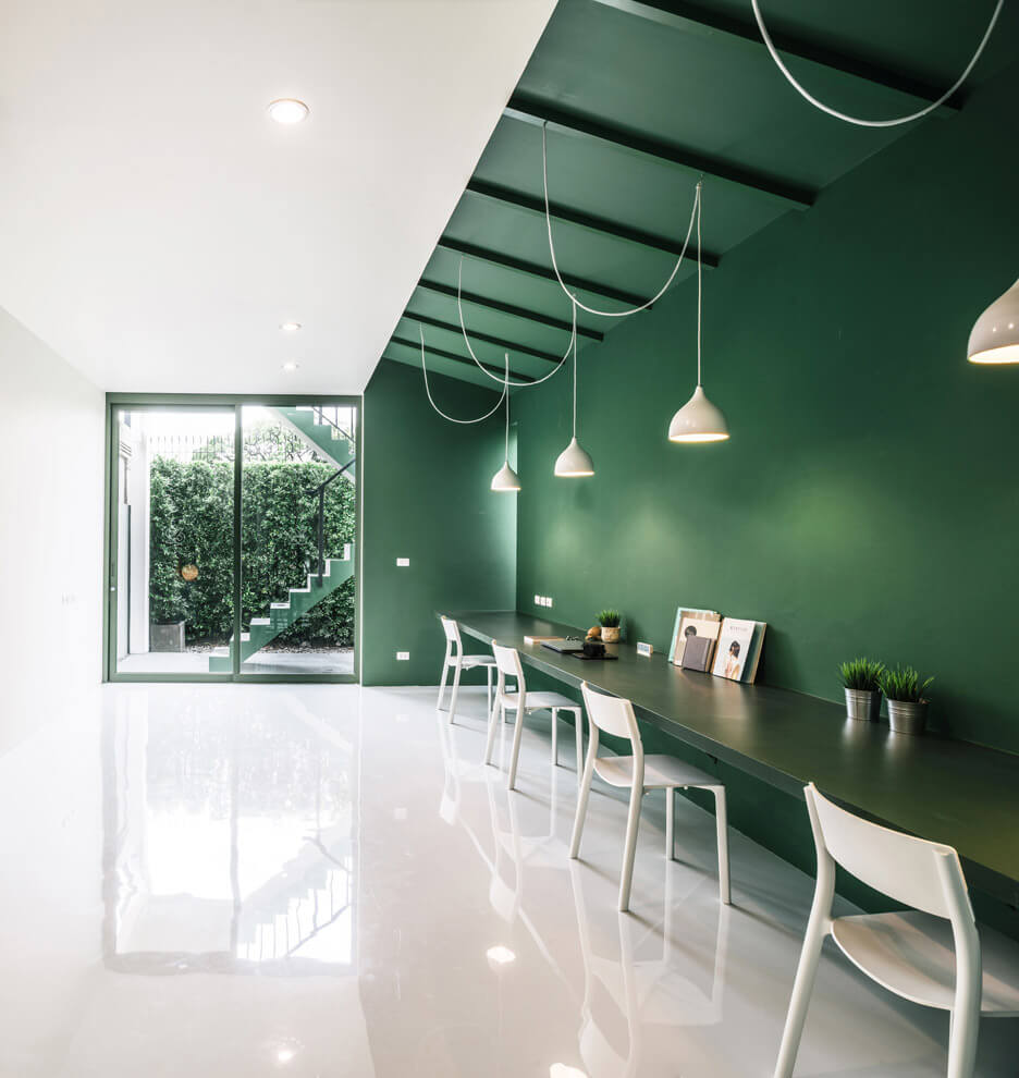 Best Colors for Interior Design of Office 5