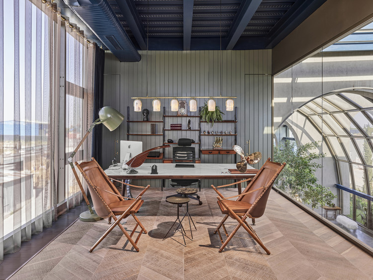 Interior designs of luxury office Ibrahim Ozbunar 4